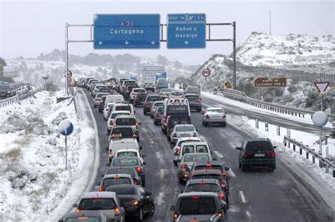 Tempeste di neve in Spagna